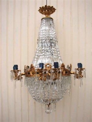 Chandelier Cheverny. Height 100 cm. Bronze and glass crystals - Chandeliers