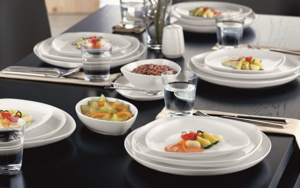 Customize your tableware, glasses and cutlery with ease
