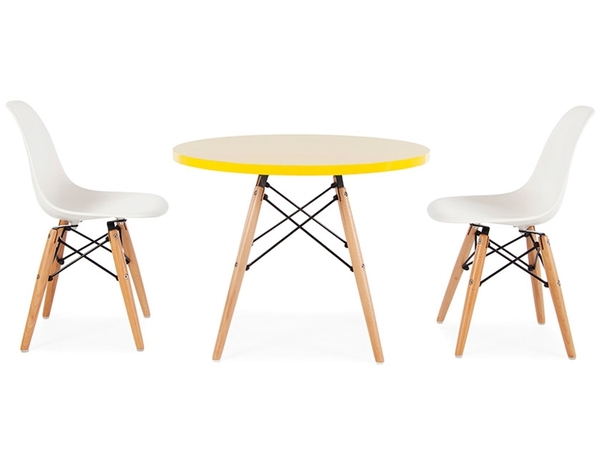 Eames Kids Table - 2 DSW Chairs