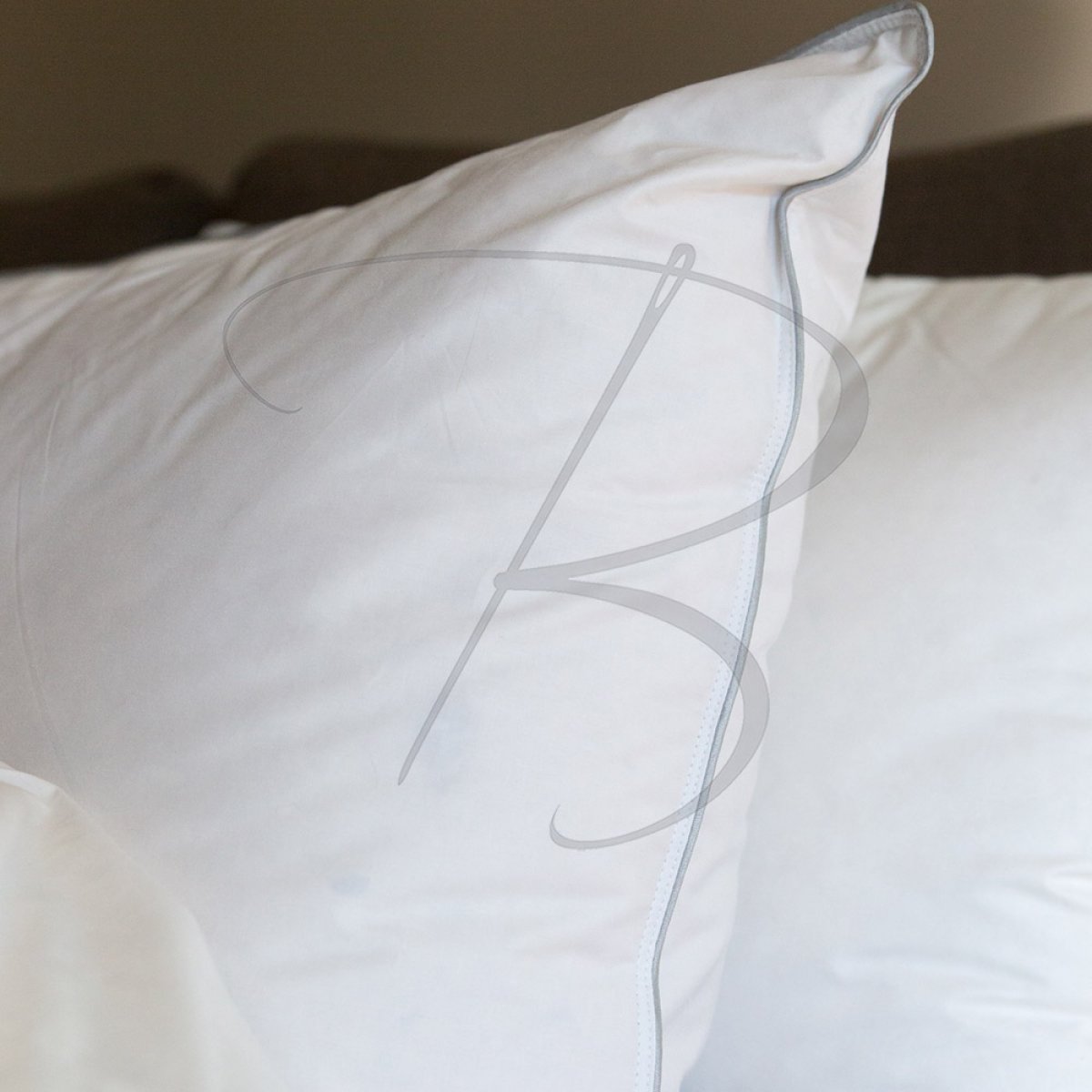 Hotel pillow - Synthetic pillow EVEREST