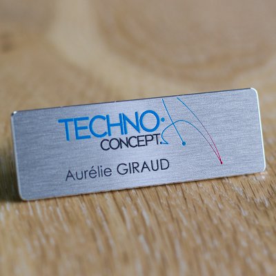 Magnetic personalized badge