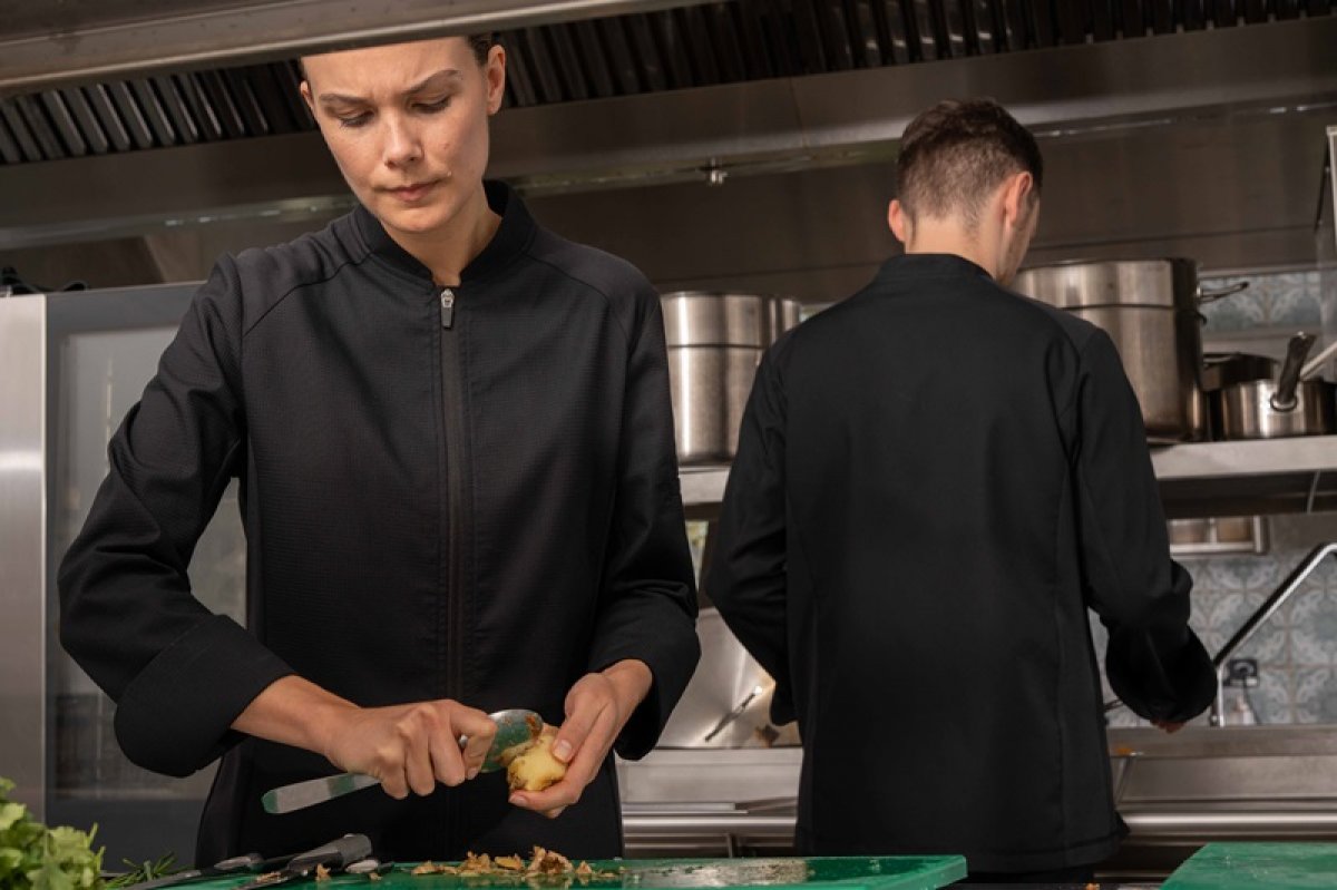 Molinel expands its Inspire range of professional workwear