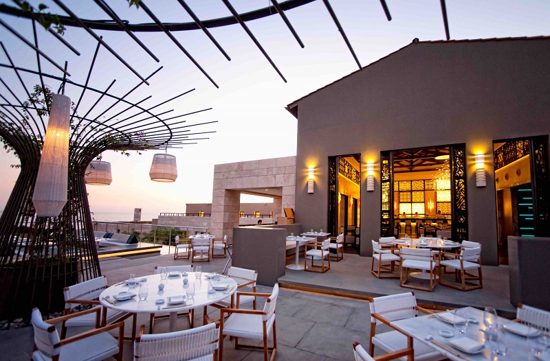 New Culinary Experiences at Costa Navarino