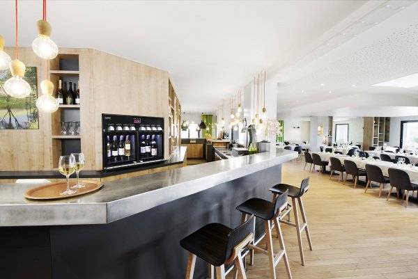 New wine-by-the-glass dispenser from EuroCave Professional