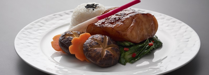 Qatar Airways launches a new onboard dining experience